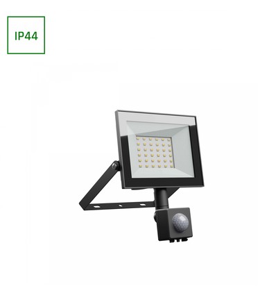 Noctis Lux 4 strålkastare 30W - kallvit, 230V, IP44, 141x185x53mm, svart, PIR-sensor.