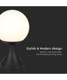 Golvlampa E27 - Matt svart, opal plastglob.