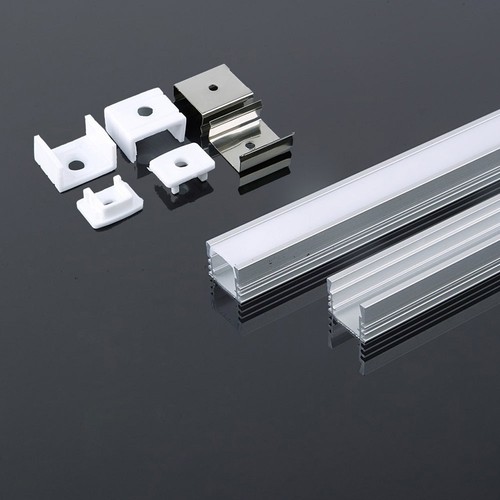 Monteringssats med diffusor - LED-strips, 2000x17,4x12,1 mm, Silver.