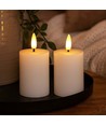 LED Blockljus, 2 st, flameffekt, vit - 7,5 cm hög, Ø5 cm, fungerar med fjärrkontroll, äkta stearin