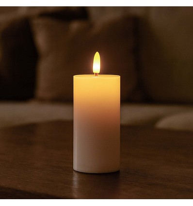 LED Blockljus 10 cm hög, flameffekt, vit - Ø5 cm, 10 cm hög, fungerar med fjärrkontroll, äkta stearin