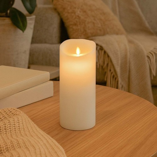 LED XL Blockljus 22,5 cm hög, flameffekt, vit - Ø10 cm, 22,5 cm hög, fungerar med fjärrkontroll, timer, äkta stearin