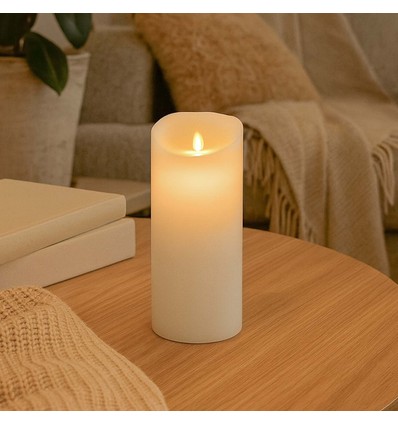 LED XL Blockljus 22,5 cm hög, flameffekt, vit - Ø10 cm, 22,5 cm hög, fungerar med fjärrkontroll, timer, äkta stearin