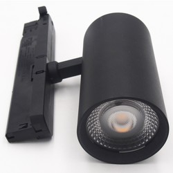 LED-belysning Lagertömning: LEDlife svart skenaspotlight 28W - Flicker free, Citizen LED, RA90, 3-fas
